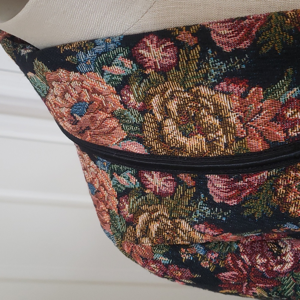 Vintage 80s Tapestry Black Floral Blazer Jacket Cottagecore Grandmacore | SIZE 6 - Picture 12 of 15